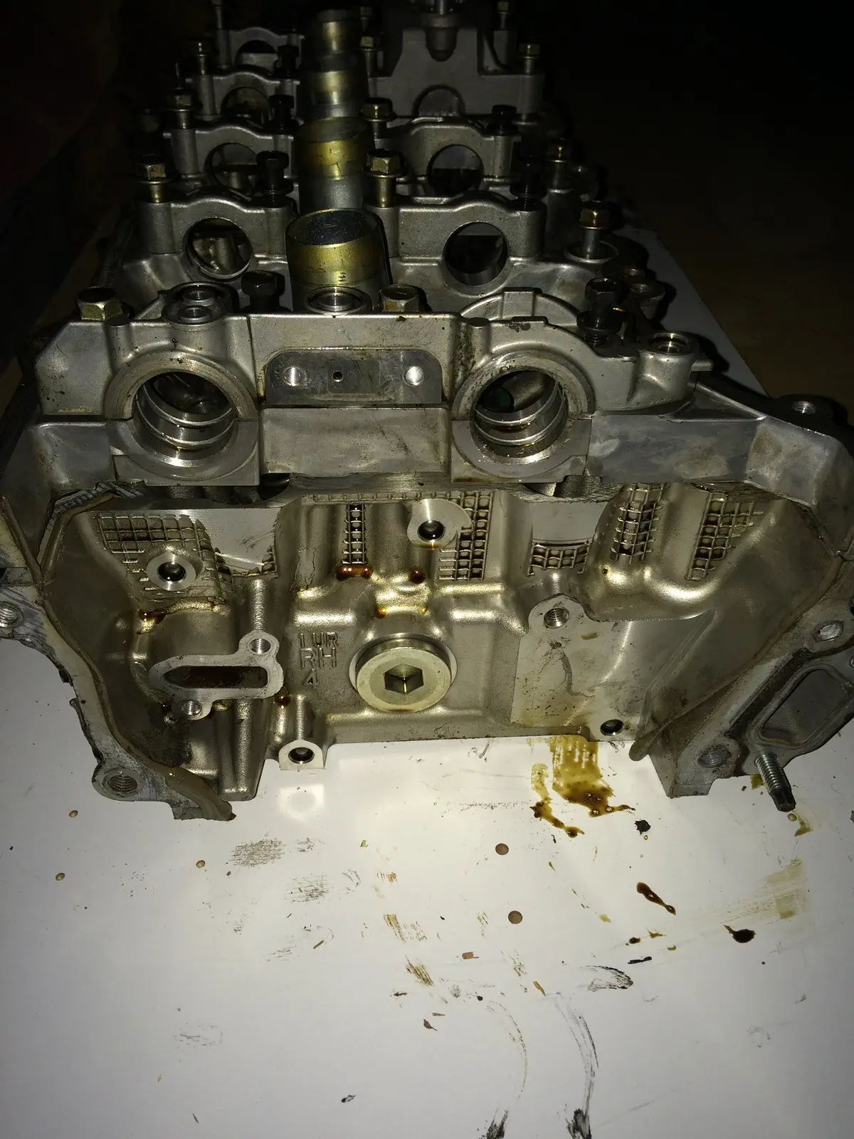 2009 2Ur-Fse 2Ur Fse Lexus Ls 600H Ls600h Hybrid 5.0 V8 Petrol Engine Cylinder Head 1Ur Rh 4 2