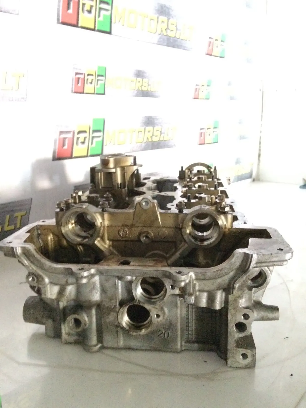 N43 N43b20 Bmw 2.0 Petrol Engine Cylinder Head 7 559 168 07 2