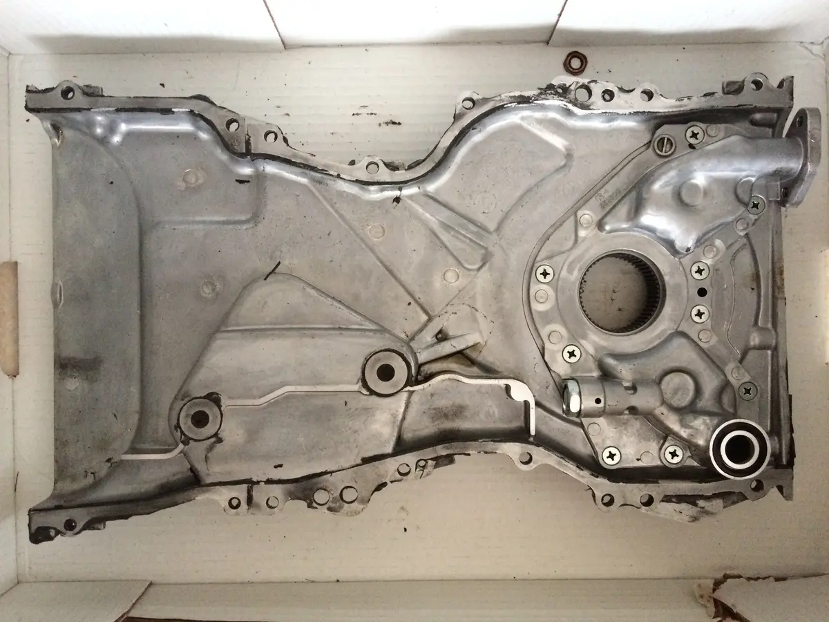 4N14 Mitsubishi Outlander 2.3 Diesel Engine Oil Pump 1