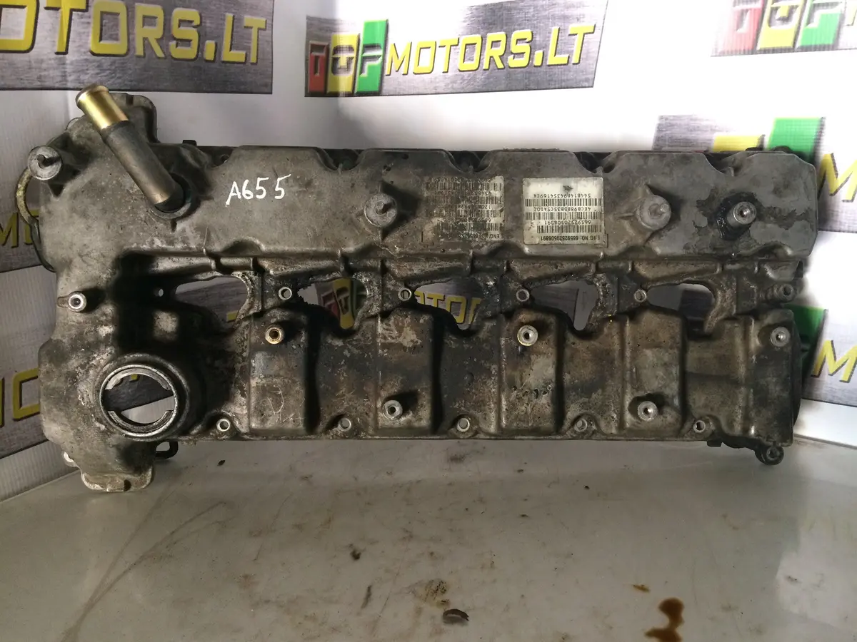 2005 D27dt A655 Ssangyoung 2.7 Diesel Engine Cylinder Head Cover 1