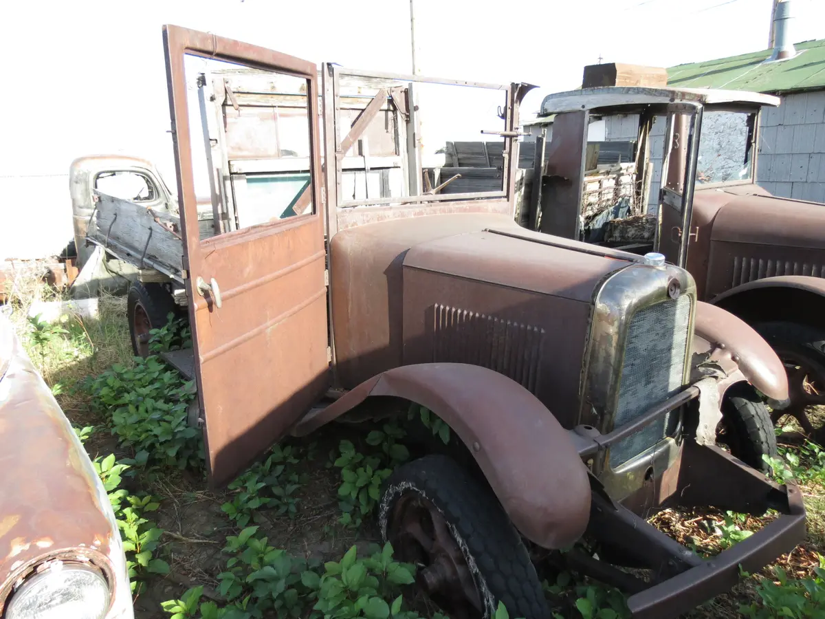 Old Model T-19   Gmc Pickup 1