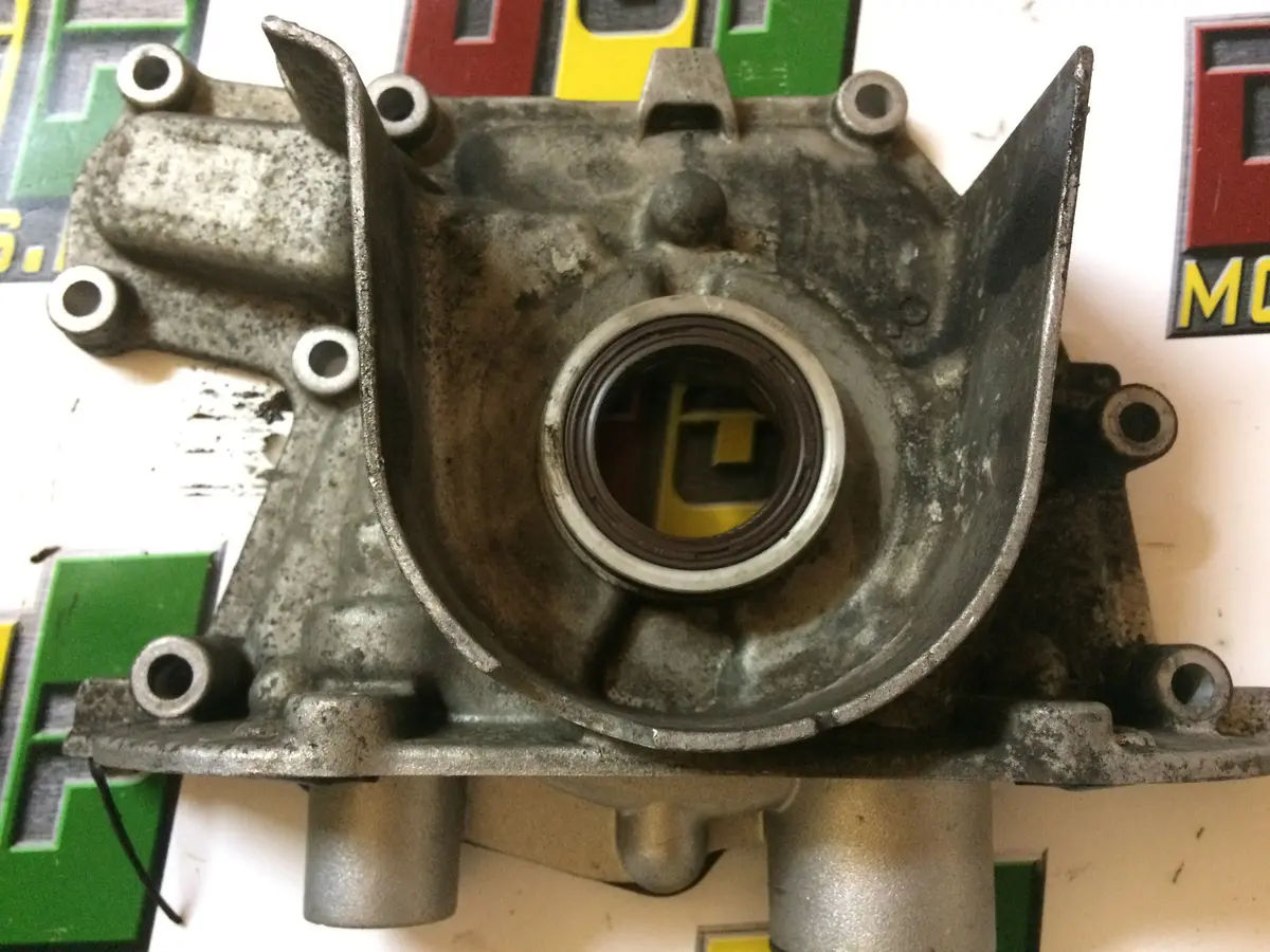 2010 Opel Insignia Astra 2.0 Cdti Diesel Engine A20dth Oil Pump 55566000 2
