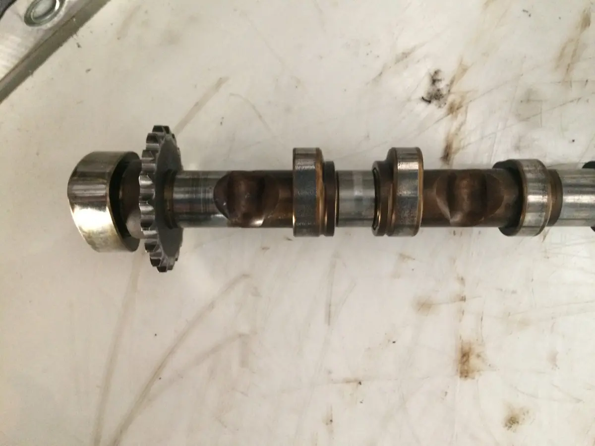 2004 Axw Audi Volkswagen 2.0 Fsi Petrol Engine Camshaft 2