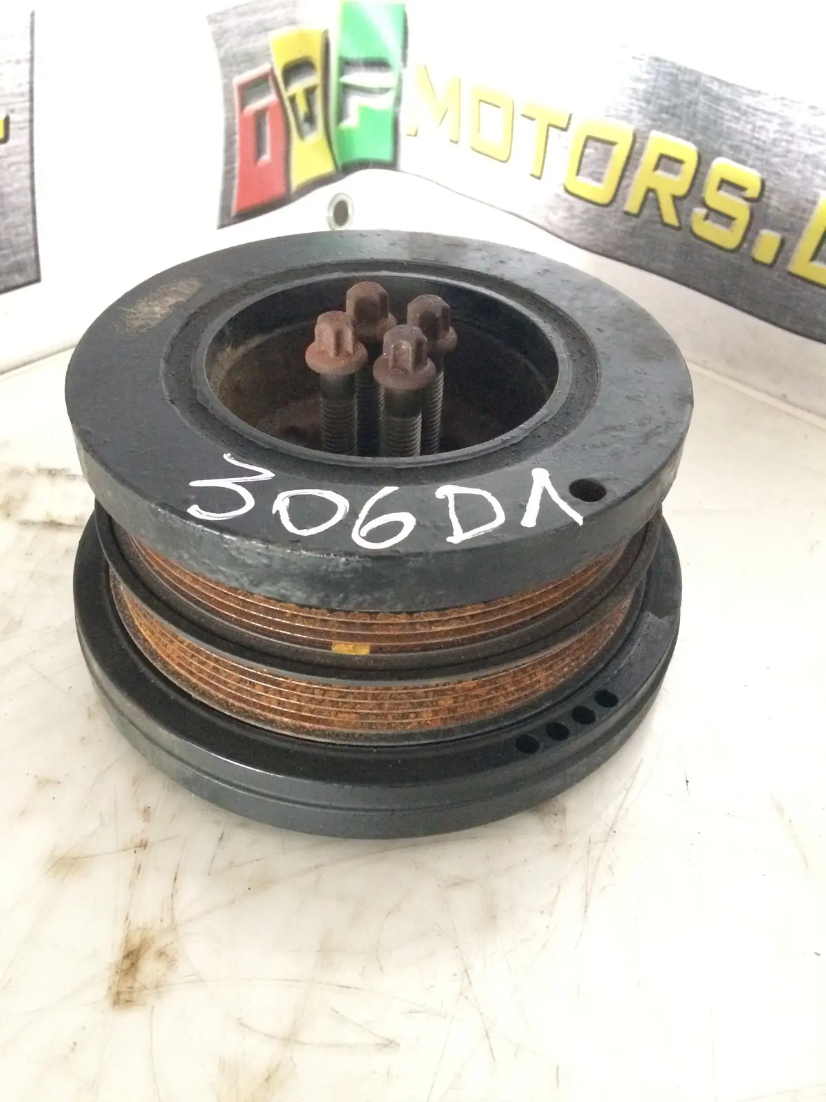 2000 306D1 306D Bmw 3.0 Diesel Engine Crankshaft Pulley 1