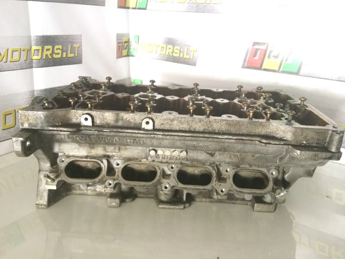 Alt Audi Volkswagen 2.0 Fsi Engine Cylinder Head 1