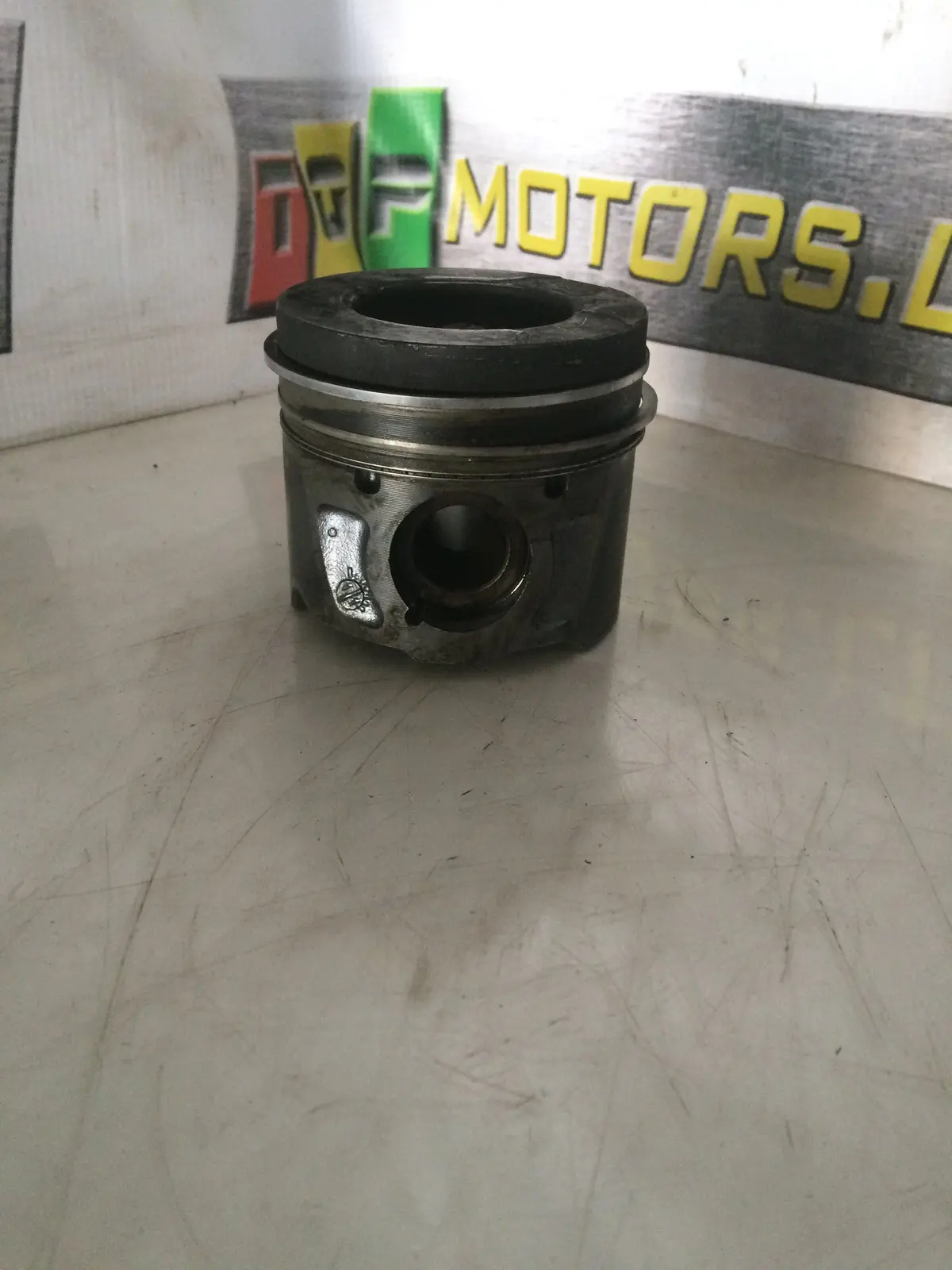 2012 Rhh Ford Peugeot Citroen 2.0 Hdi Tdci Diesel Engine Piston 1