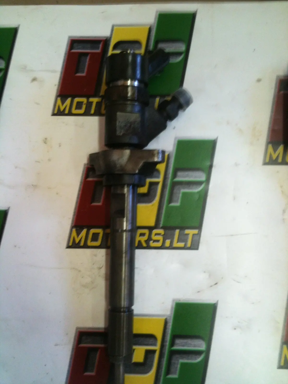 9Hx Citroen C3 C4 Peugeot 307 308 Volvo Ford Fiesta Mazda 2004 2005 2006 2007 2008 2009 2010 2011 2012 1.6 Hdi Tdci Diese 55 - 66 Kw Engine Injector 0445110239 0 445 110 239 Ref Of0409 1