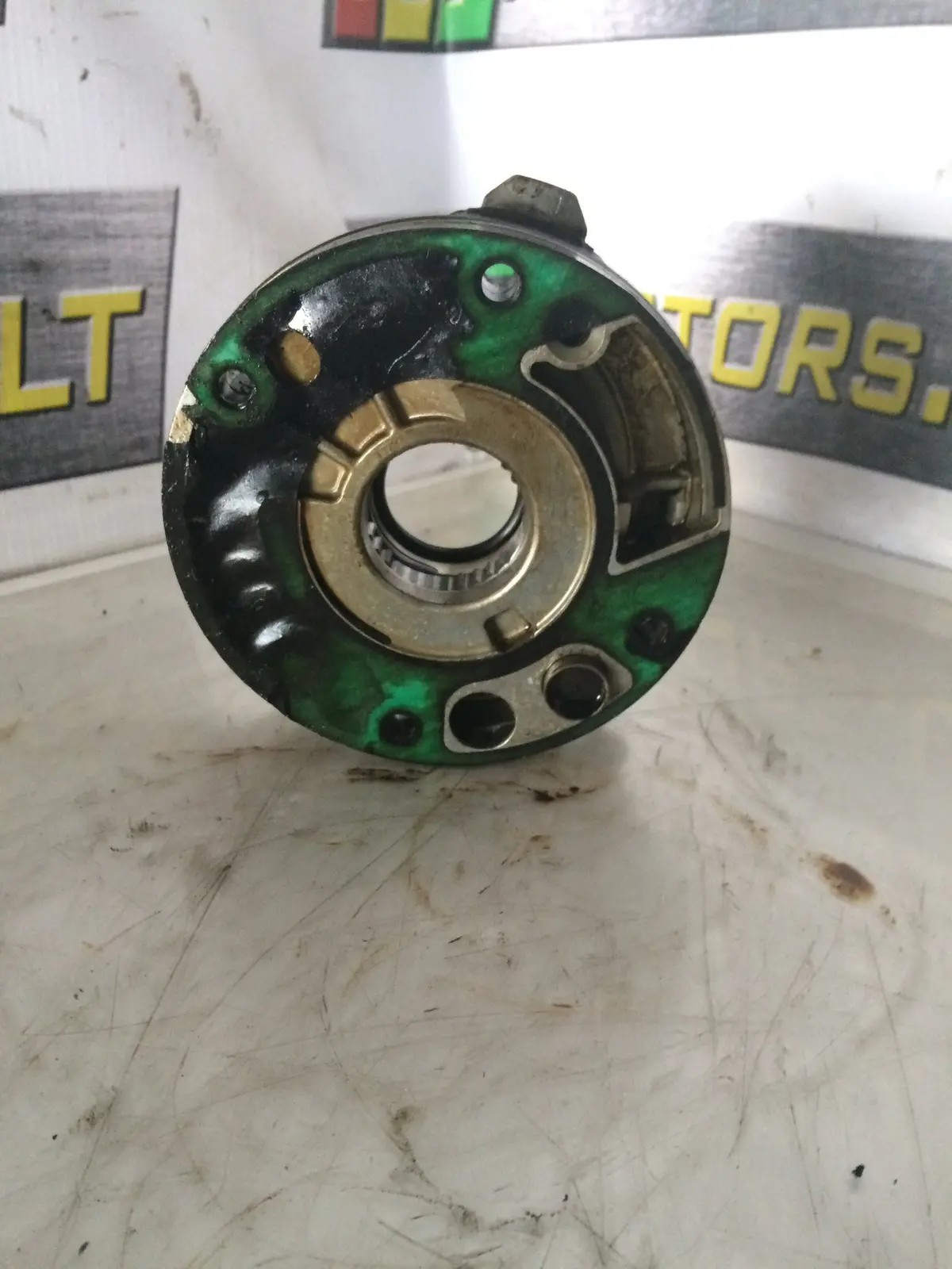 2008 Huwa Ford 2.5 Turbo Benzinas Tepalo Siurblys 3065014 2