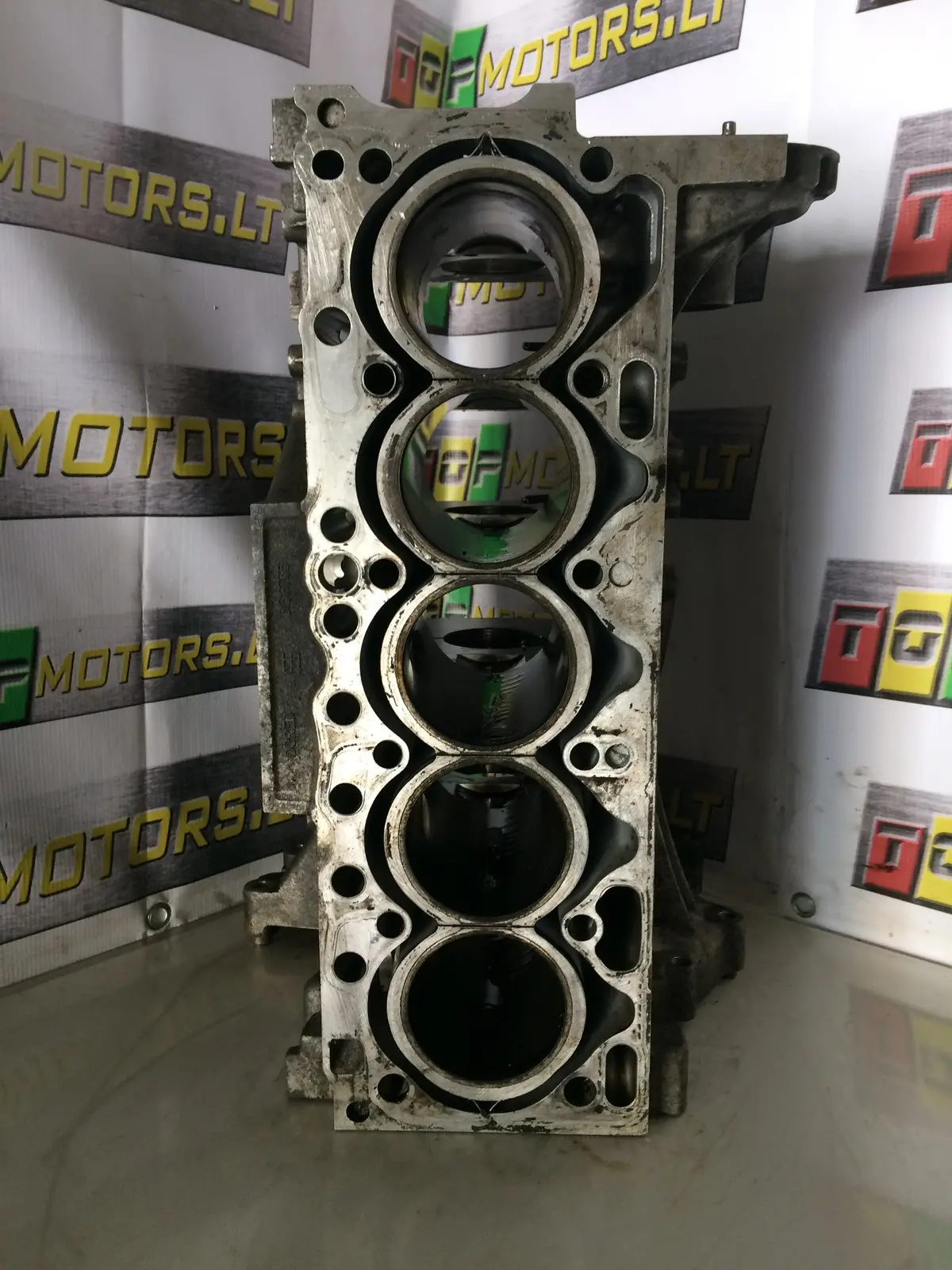 2010 D5 T10 D5244t10 Volvo 2.4 Diesel Engine Block 31316735 1