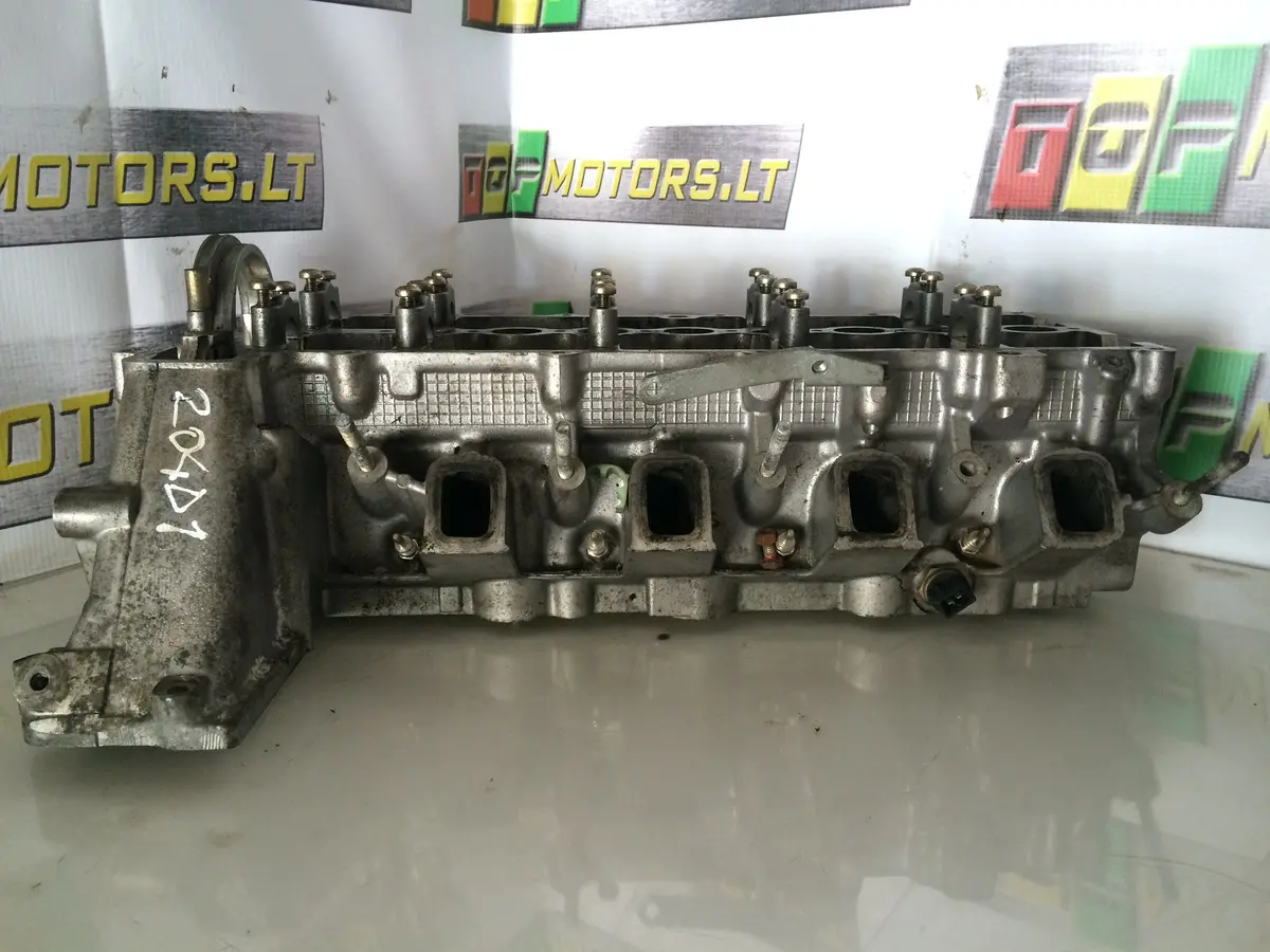 2000 204D1 Bmw 2.0 Diesel Engine Cylinder Head 2 246 601 1