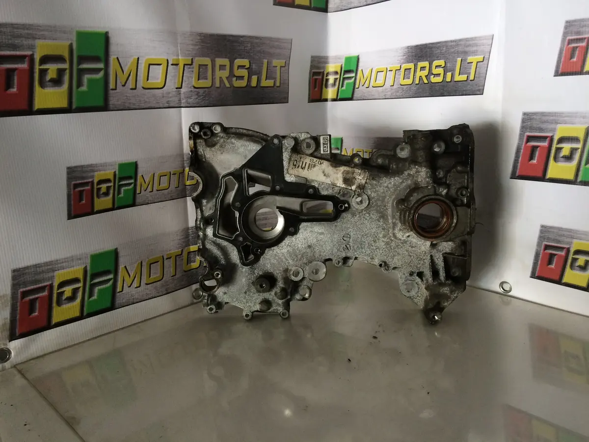 2010 A10xep Opel 1.0 Petrol Engine Chain Cover & Oil Pump 1