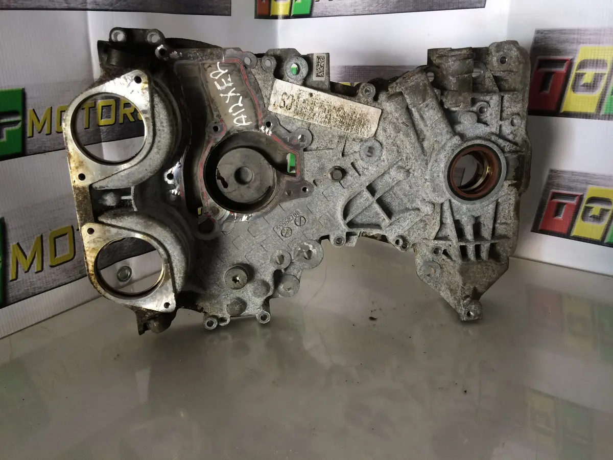 2012 A12xer Opel 1.2 Petrol Engine Chain Cover & Oil Pump 1