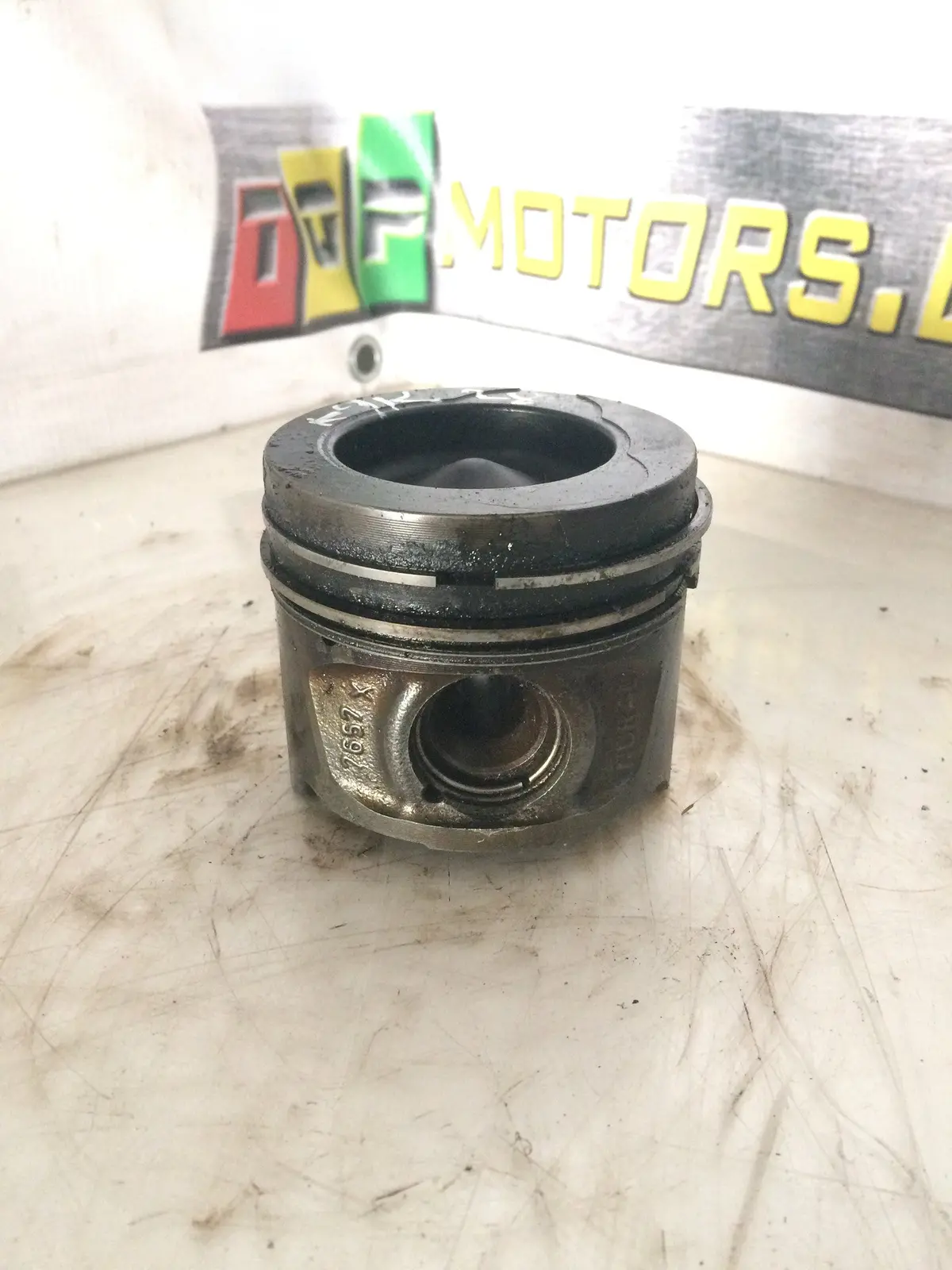 2009 K9k K9k282 Nissan Qashqai 1.5 Dci  Diesel Engine Piston 1