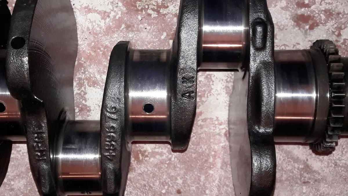 Daf Lf Cummins Iveco Tector 3.9 Crankshaft Euro 3 Part Number 4896764 2