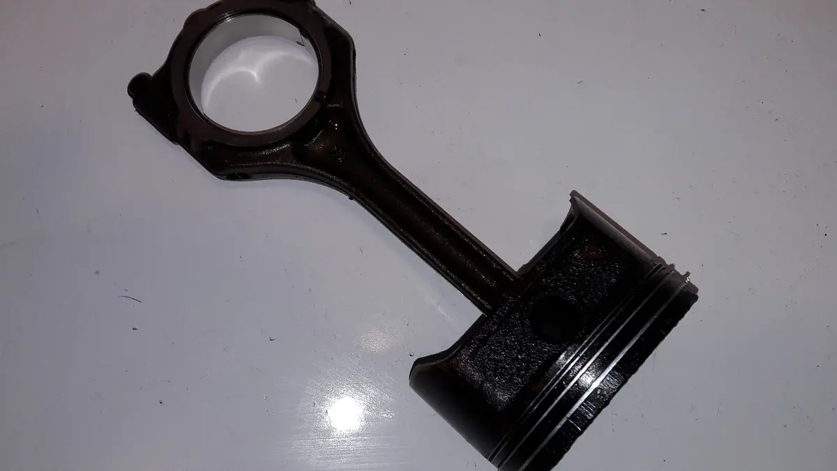 Mitsubishi Outlander 2.4 4B12 Petrol Engine Piston And Con Rod Connecting Rod 1