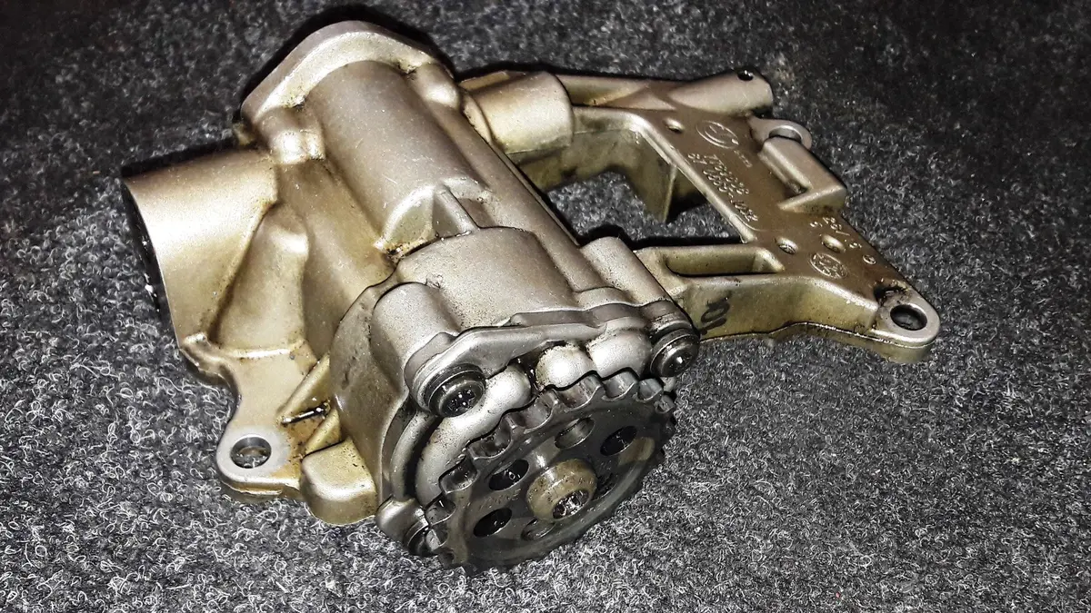 Tepalo Pompa Bmw E53 X5 E46 E39 E60 E61 E38 E65 E83 X3 330D 335D 530D 730D M57 M57n 30 6D 1 306D1 3.0 Engine Oil Pump 7789838 1
