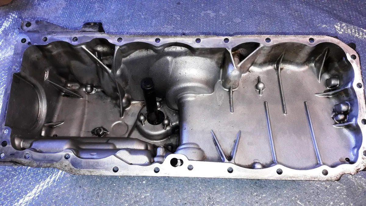 Bmw X5 E70 X6 E71 Xdrive 3.0 Diesel N57 Engine Oil Sump With Sensor 7807806 1113780806 1113 7 807 806 1