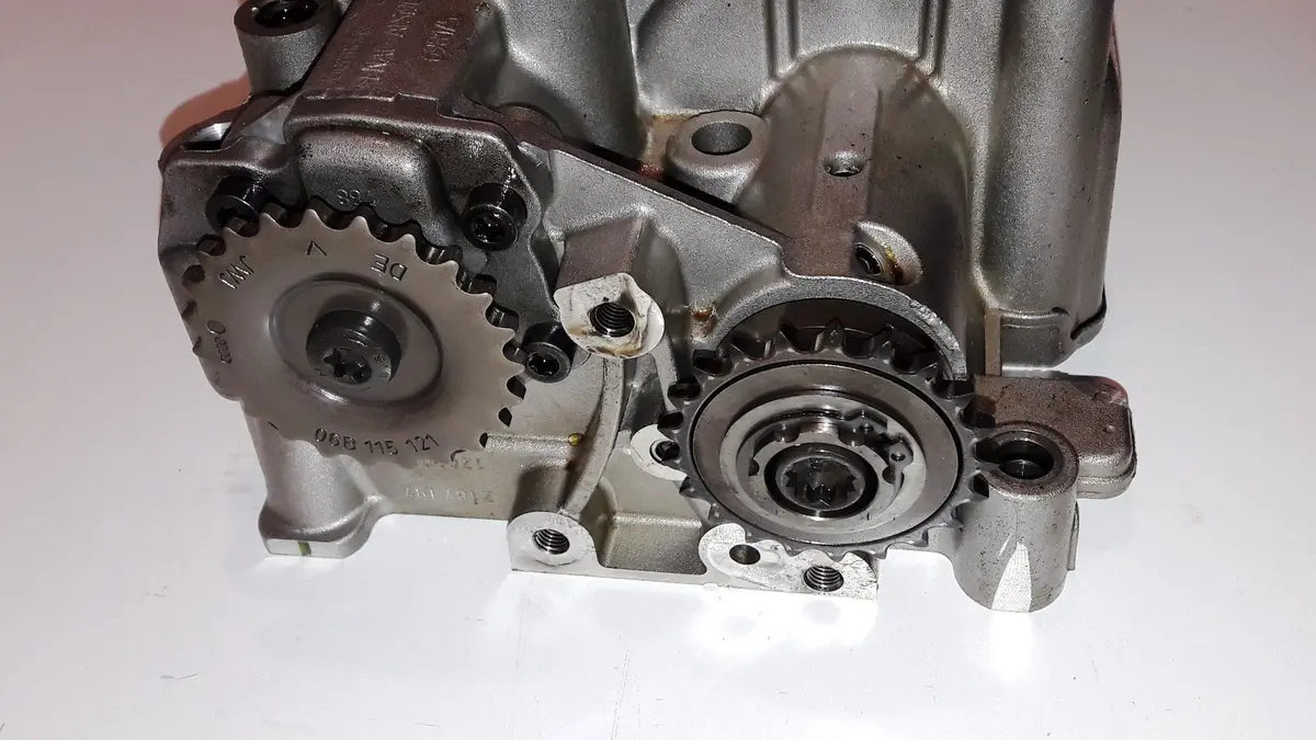 Oil Pump 06B103535g Balance Shaft 06D103295s Cdm Cdma 2.0 Tfsi Audi Tts Tt Cabrio Coupe 195Kw 265Hp 1
