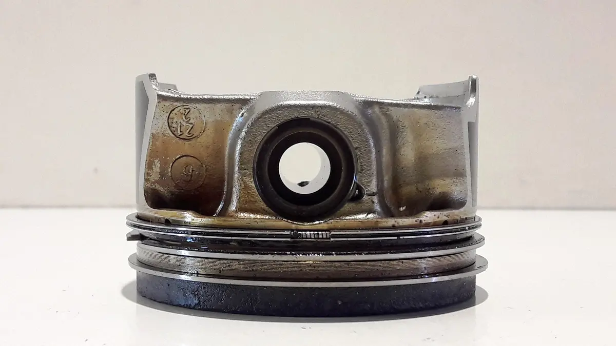 Piston Audi Tts Tt Cabrio Coupe Cdm Cdma Petrol 2.0 Tfsi 195Kw 265Hp 2