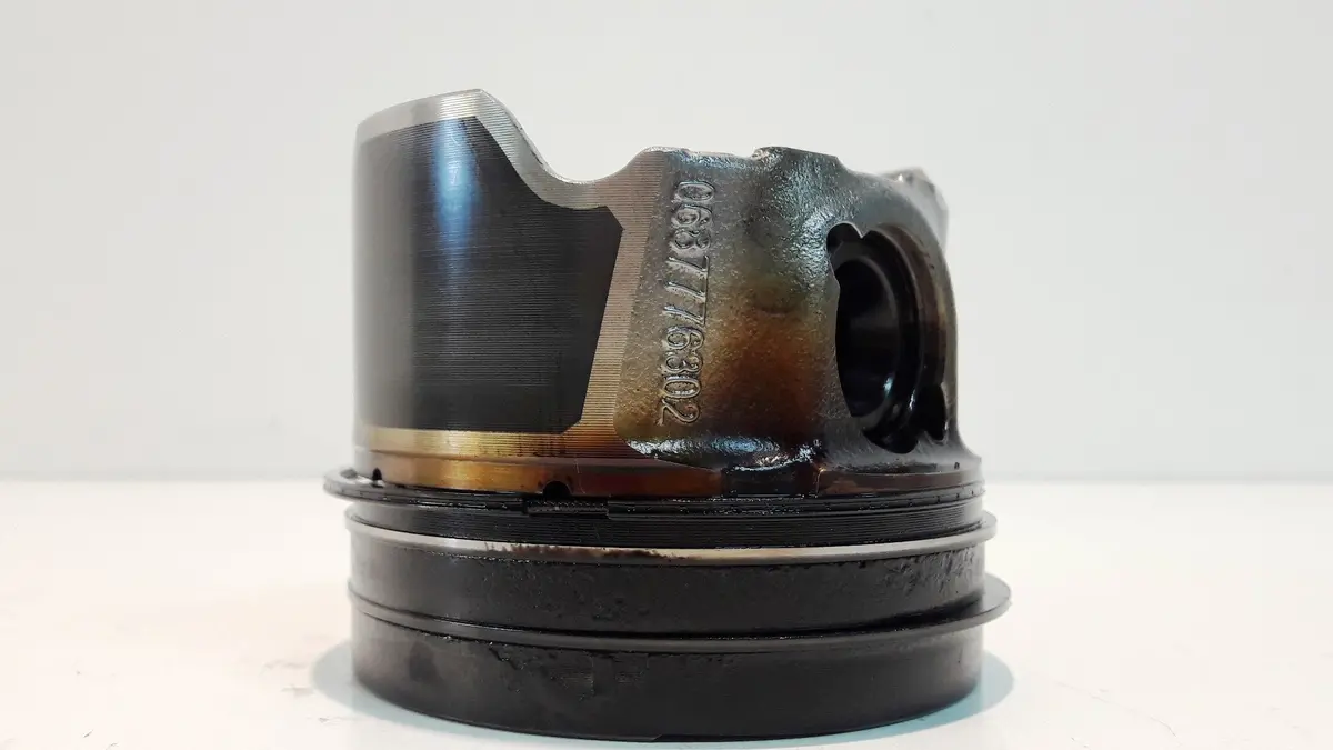 Piston 0687776302 Opel Vauxhall Astra K Mokka 1.6 Cdti B16dth 100Kw 136Ps 1