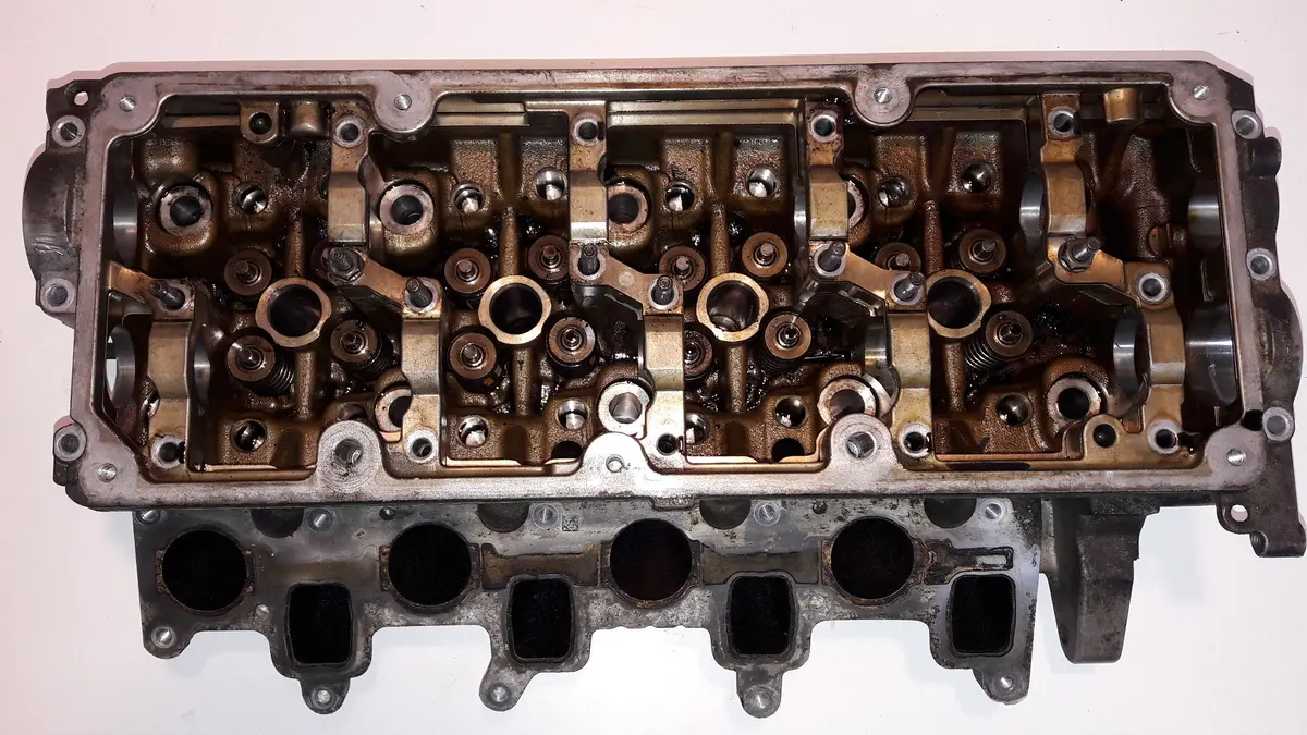 Cylinder Head 03L103373e 03L 103 373 E 03L103373 E 2.0 Tdi Ceg Cega Vw Golf Gti Seat Leon Fr Skoda Octavia Vrs 170Bhp 1
