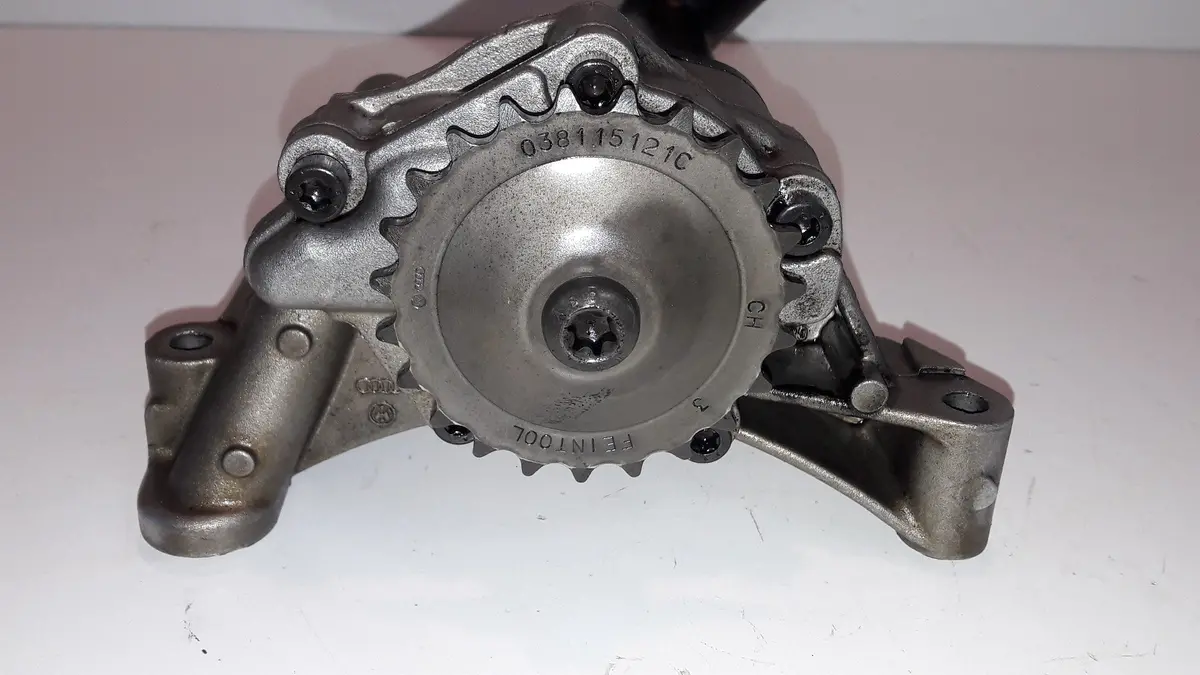 Oil Pump 038115105C 038 115 105 C 038115105 C 2.0 Tdi Ceg Cega Vw Golf Gti Seat Leon Fr Skoda Octavia Vrs 170Bhp 2