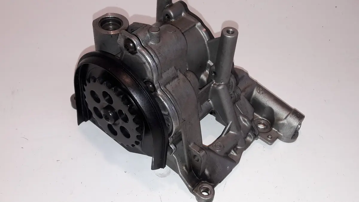 Oil Pump 7823009 Bmw 335D 535D X5 X6 3.0 Diesel N57d30 N57d30a N57d30b 1