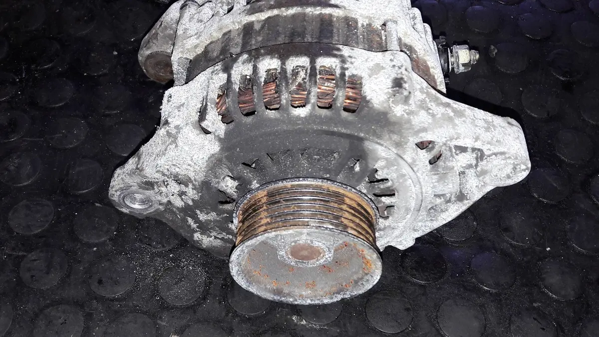 Alternator Hitachi Lr180-762 80A Nissan Almera Tino Primera 1.8 Petrol Qg18 Qg18de 2
