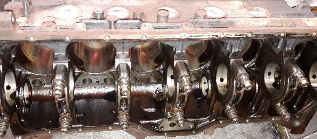 Engine Cylinder Block 53010328Ab Jeep Wrangler Tj Grand Cherokee Wj 4.0 Petrol 145Kw 1