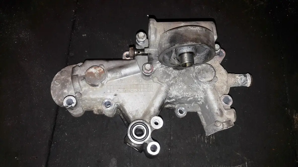 Oil Cooler Pbi100010 And Filter Housing Lpy100170 Land Rover Discovery Ii Defender 2.5 Diesel Td5 10P 15P 1