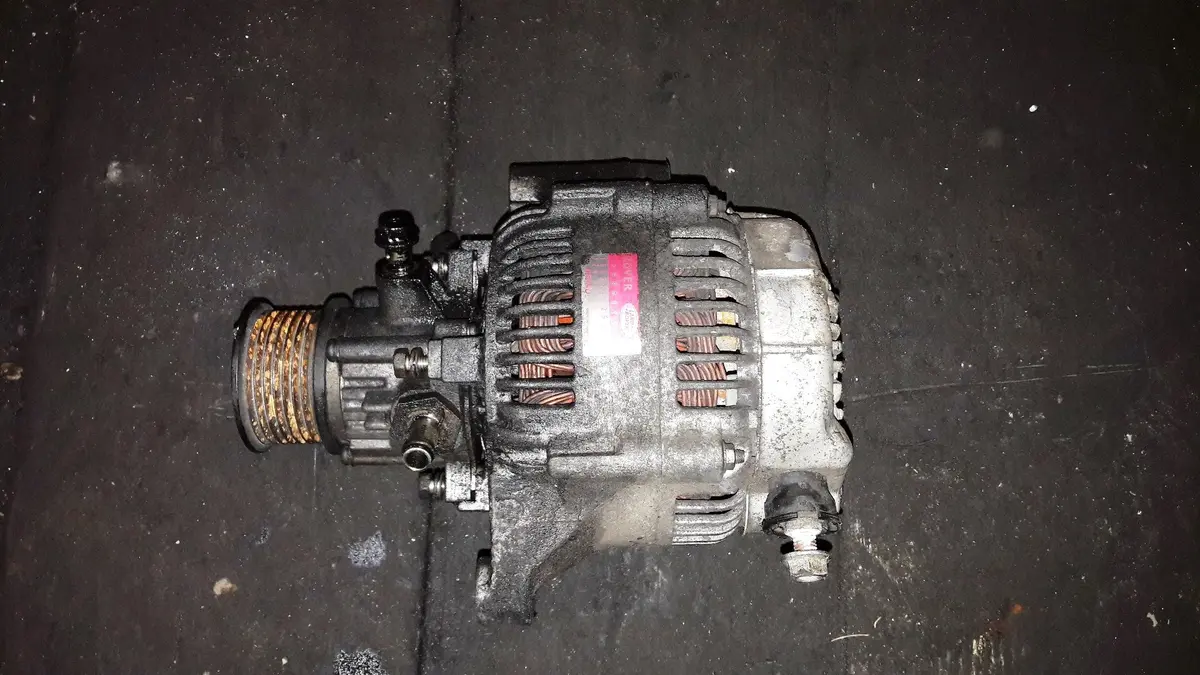 Alternator Err6999 Denso Land Rover Discovery Ii Defender 2.5 Diesel Td5 10P 15P 1