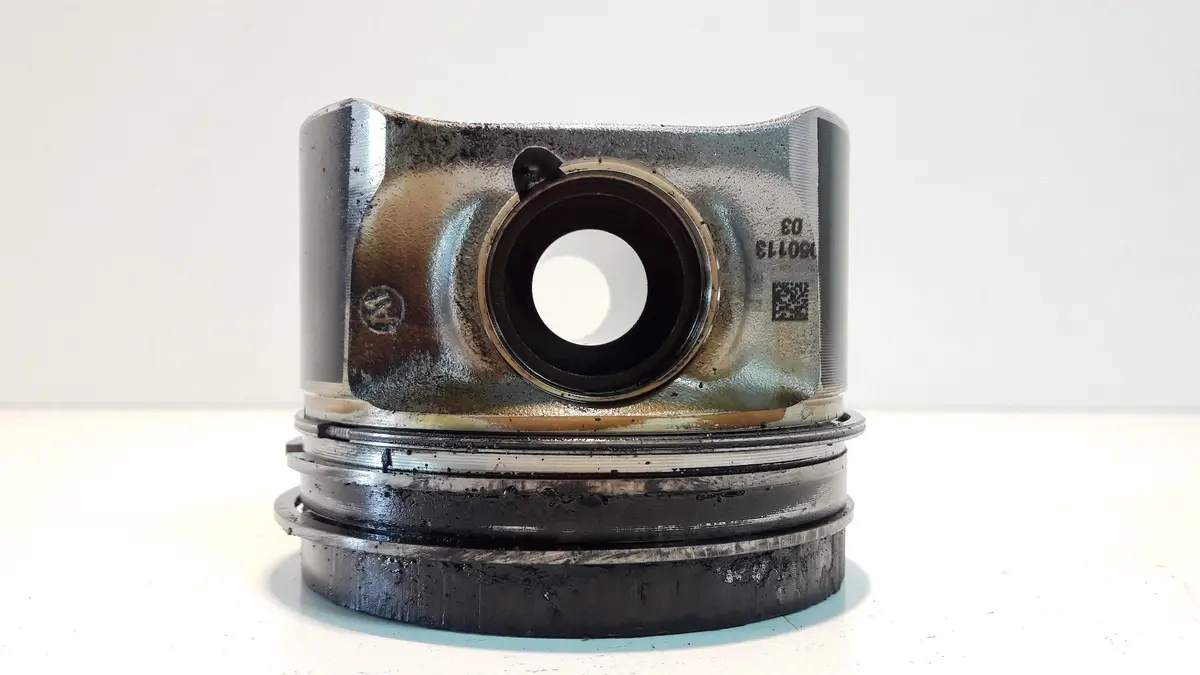 Engine Piston Bmw N47d20c N47d20d N47 116D 118D 120D 125D 316D 318D 320D 325D 420D 518D 525D X1 X3 X5 2