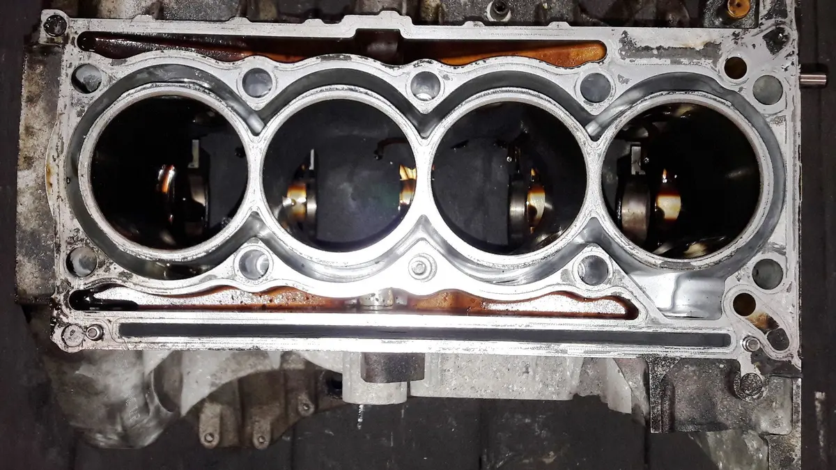 Engine Cylinder Block R 271 010 15 05R 271 010 1505 R 2710101505 R2710101505 1.8 Petrol  M271.944 271 944 M271 Kompressor Mercedes-Benz C W203 204 E 211 212 Clk W209 Clc Slk R171 1