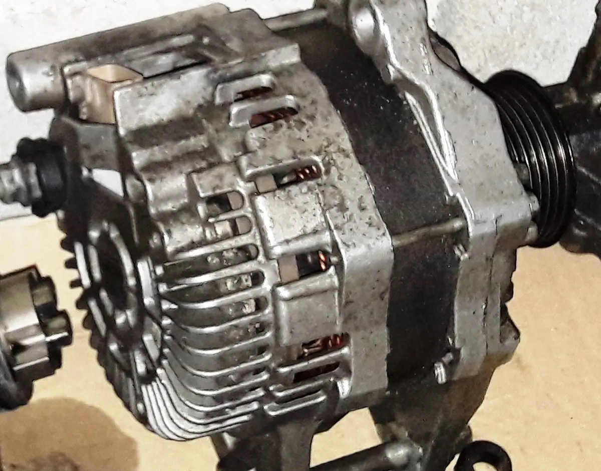 Alternator  Mitsubishi Outlander 2.2 Di-D 4N14 1
