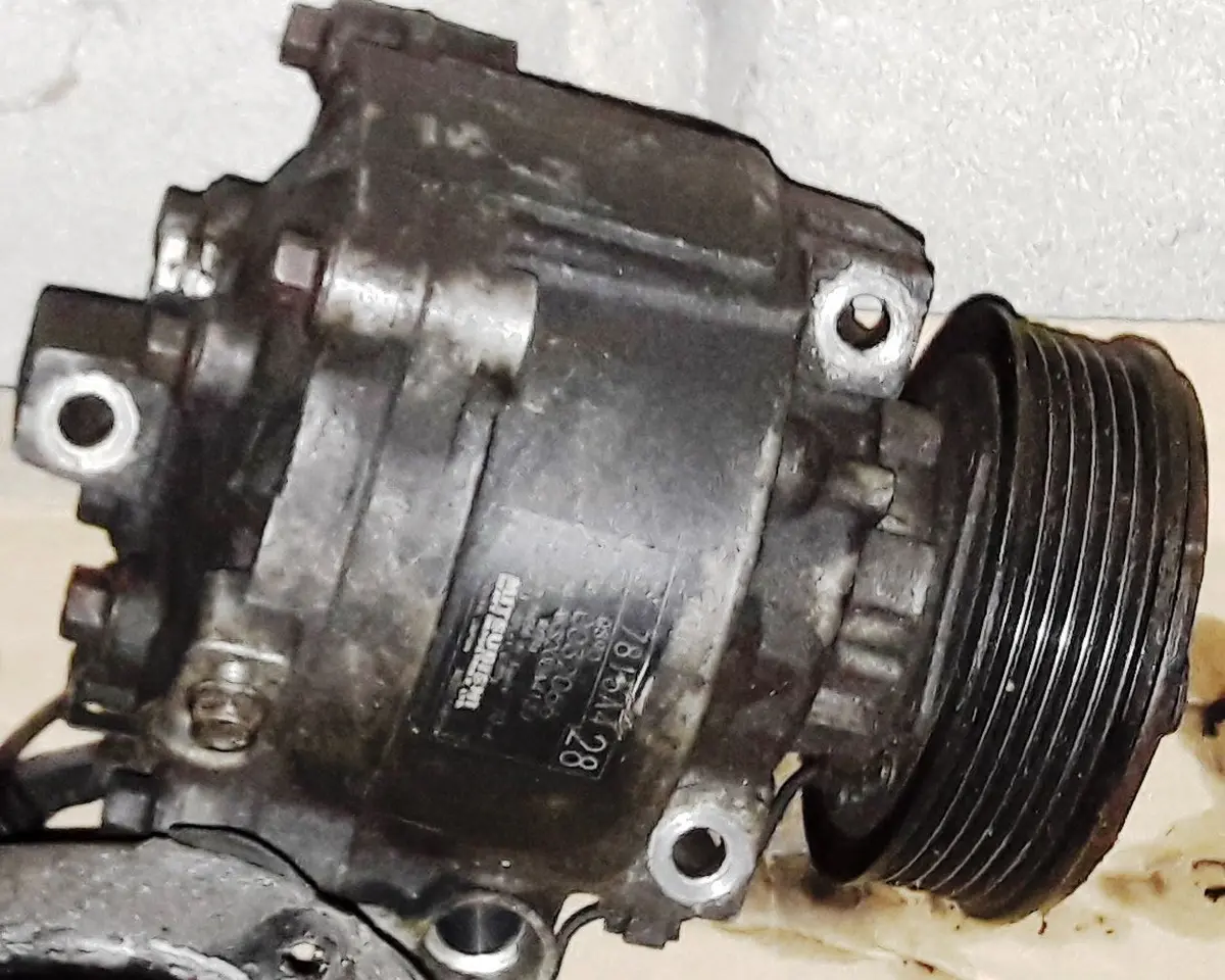 Air Con A/C Compressor  Mitsubishi Outlander 2.2 2.3 Diesel Di-D 4N14 1
