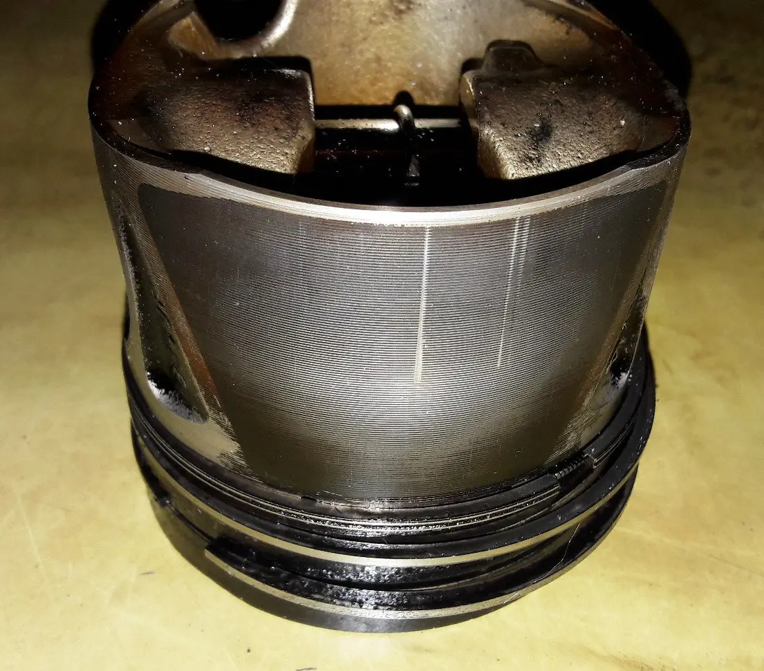 Engine Piston Mercedes-Benz Daimler Om651 Om651.911 Om 651 911 2.1 Cdi C E Class Cls Glk Sprinter Vito Viano 651911 651.911 Mercedes Benz Crank 2.1 2.2 Diesel Cr Common Rail 2