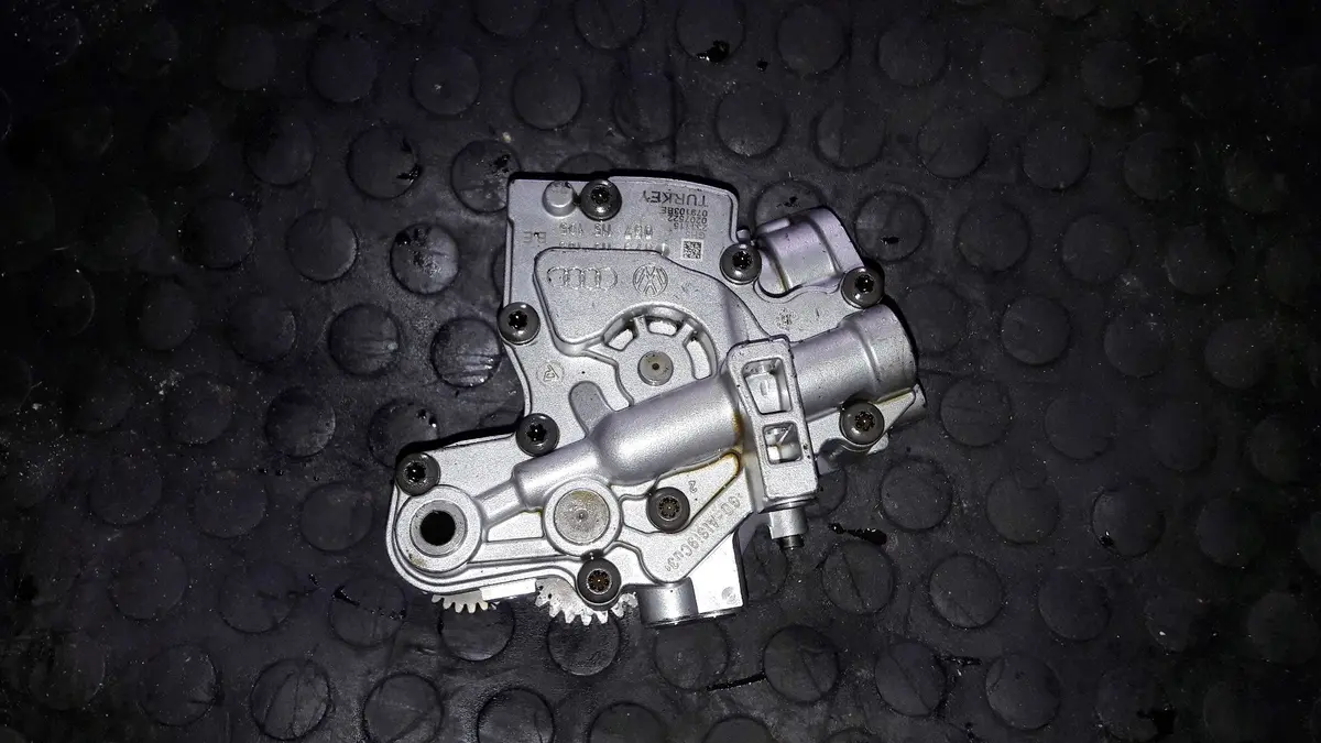 Enginne Oil Pump 079115103 Be 079115103Be 079 115 103 Be Audi Rs6 Rs7 4.0 Tfsi Bi-Turbo Twin Turbo Petrol V8 412Kw 4.0Tfsi 4.0 Tsi V8 580Bhp 2016 Cwu / Crd Code Engine 1