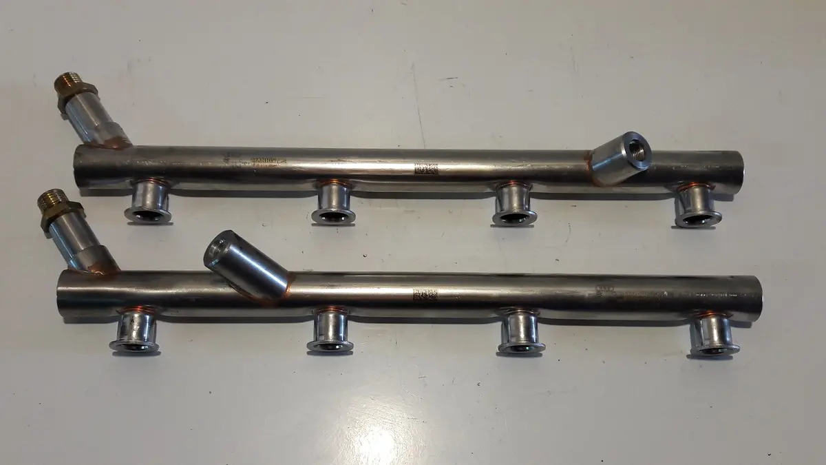 Set Of Fuel Rail Rails Left 079133315Bm 079133315 Bm Right 079133316Bm 079133316 Bm Audi Rs6 Rs7 4.0 Tfsi Bi-Turbo Twin Turbo  Petrol V8 412Kw 4.0Tfsi 4.0 Tsi V8 580Bhp 2016 Cwu / Crd Code Engine 1