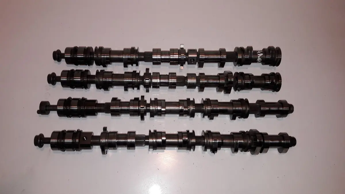 Set Of Engine Cam Shafts Camshafts Intakel Inlet Exhaust Audi Rs6 Rs7 4.0 Tfsi Bi-Turbo Twin Turbo Petrol V8 412Kw 4.0Tfsi 4.0 Tsi V8 580Bhp 2016 Cwu / Crd Code Engine 2
