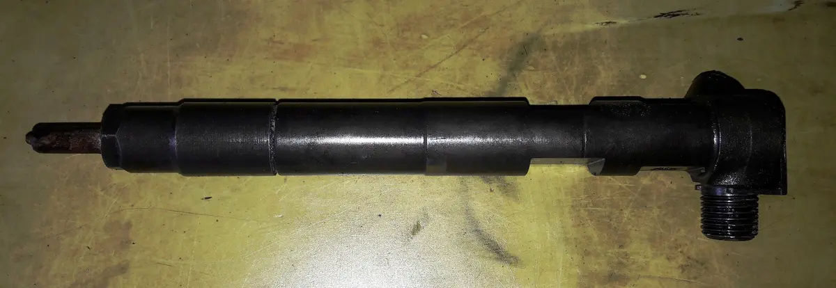 Engine Common Rail Fuel Injector Delphi  A6510704987 28342997 Mercedes-Benz Daimler Om651 Om651.911 Om 651 911 2.1 Cdi C E Class Cls Glk Sprinter Vito Viano 651911 651.911 Mercedes Benz Crank 2.1 2.2 Diesel Cr Common Rail 1