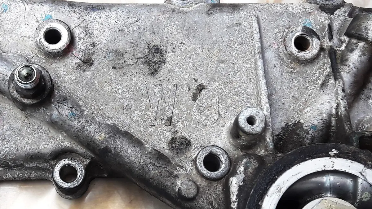 Oil Cooler And Filter Housing Mazda Bt50 Bt-50 Ford Ranger 2.5 Td Tdci Wlc Wl-C Wl C Engine 2