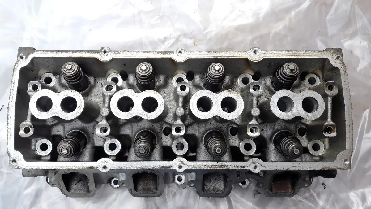 Cylinder Head 5335090711 Dodge Chrysler Jeep Hemi 5.7 Petrol V8 2003-2008 1