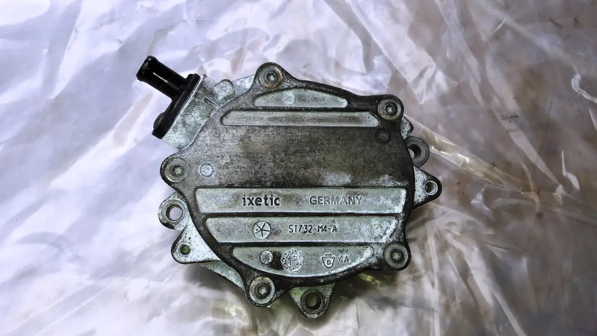 Engine Vacuum Pump 7635656 Bmw E81 E87 Lci E90 E91 E92 E93 118I 120I 318I 320I 2.0 Petrol N46 B20 N46b20 N46b20bf 1
