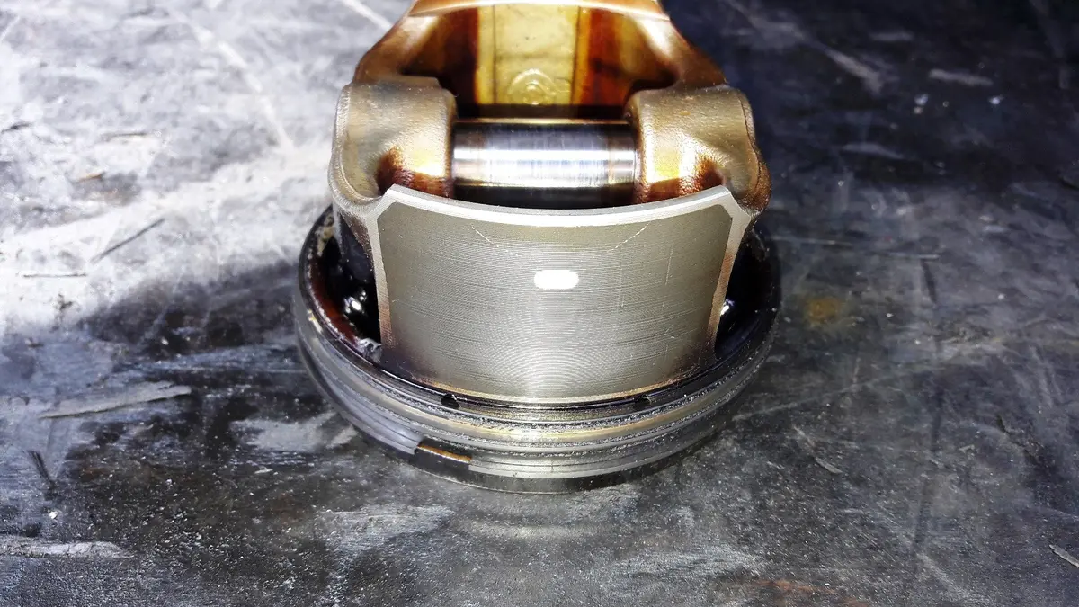 Engine Piston Land Rover Range Rover Evoque Discovery Freelander 204Pt 2.0 Petrol Turbo 2