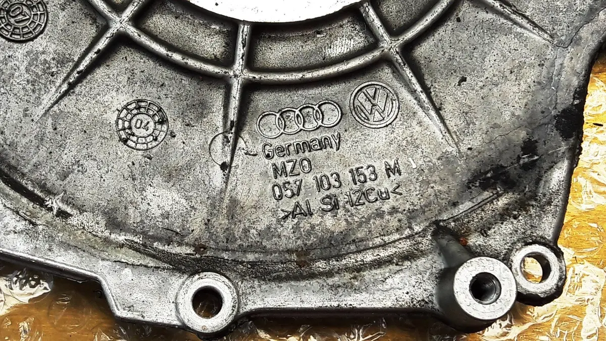 Engine Front Cover 057103153M 057 103 153 M Audi A8 D3 4E Q7 4.2 Tdi V6 Code Bvn 2