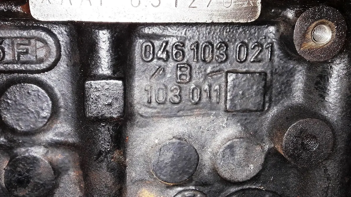 Engine Cylinder Block 046 103 021 46103021 Vw Transporter T4 2.5 Petrol Engine Code Aaf 2
