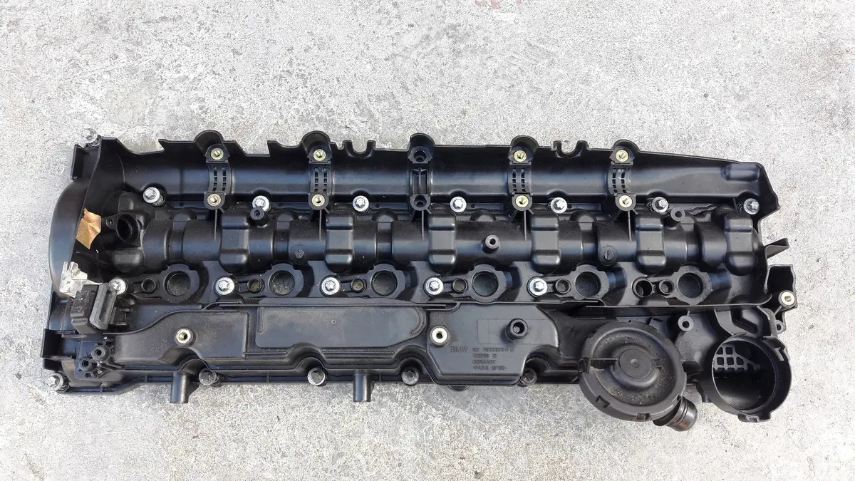 Engine Cylinder Head Rocker Cover 7800309 Bmw 3 Series N57d30a 1