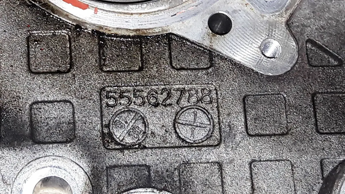 Enine Front Plate 55562788 With Oil Pump Opel Vauxhall Astra J Gtc Mokka Cascada Insignia Zafira Cruze Traxx 1.4 Petrol Turbo Engine Code A14net 103Kw 2