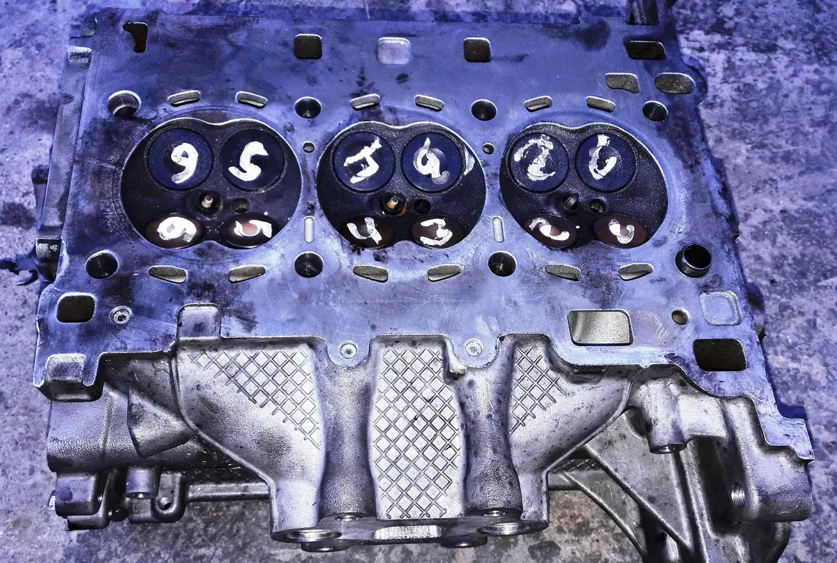 Engine Cylinder Head Pbcm5g 6090 1.0 Ecoboost Code Fox M1da Ford Fiesta Focus Courier C-Max B-Max Ecosport Mondeo 1