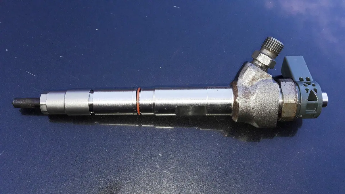 Bosch Fuel Injectors Injector 0445110471 0 445 110 471 Audi A3 A4 A5 Q2 Q3 Q5 Tt Vw Volkswagen Passat Cc Scirocco Golf Mk7 Sharan Tiguan Touran Seat Leon Skoda Octavia Superb 2.0 Tdi Engine Code Cun Cuna Cup Cupa Cuw Cuwa Cuu Cuub Cnh Cnha Cnhc Det Deta 2